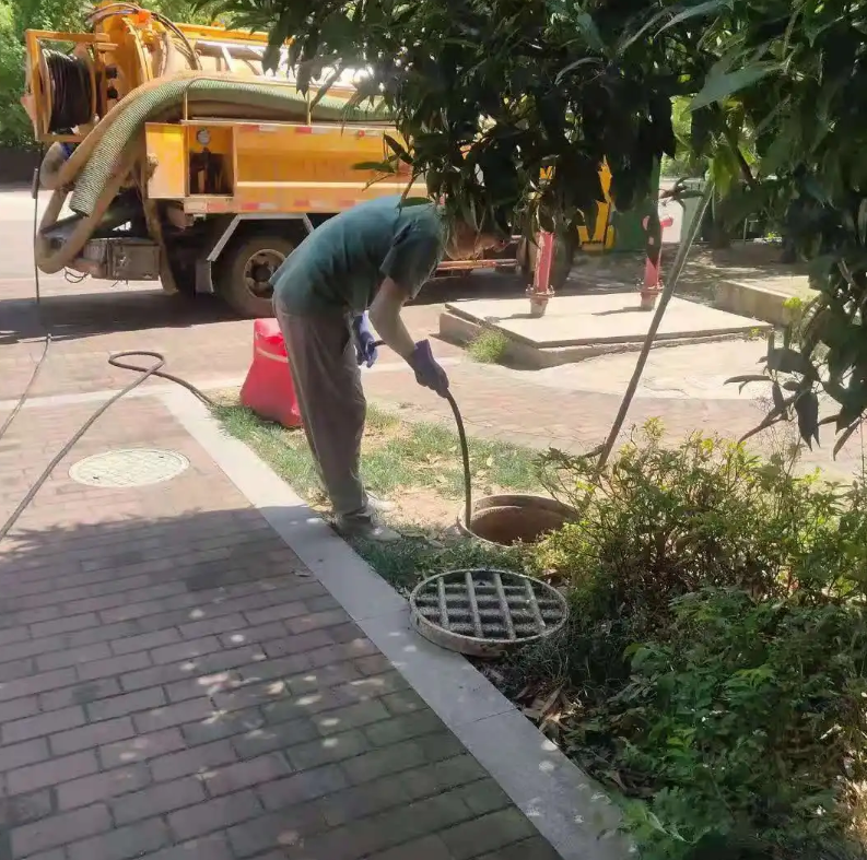景谷市政排污管道清淤疏通——专业团队，让您全程省心！